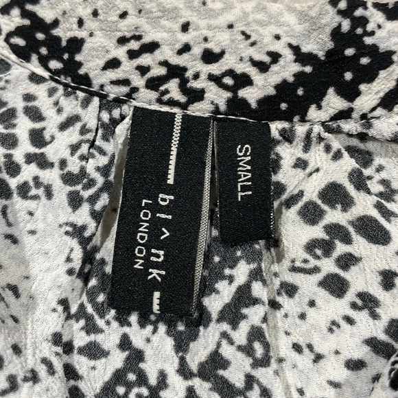 Bl^nk London Anthropologie White Black Python Snake Blouse - Picture 2 of 10